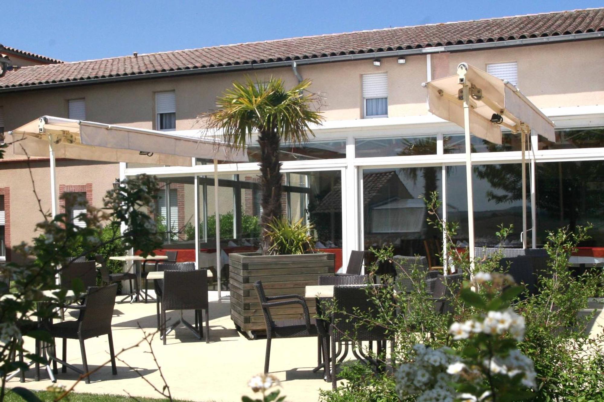 Logis Hotel - Auberge Du Pastel - Hotel 3 Etoiles Et Restaurant Nailloux Exterior photo